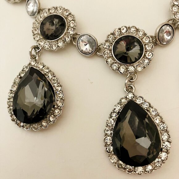 A & A Statement Necklace Brown Crystal Rhinestone Teardrop Silver Chain Vintage - Picture 6 of 11